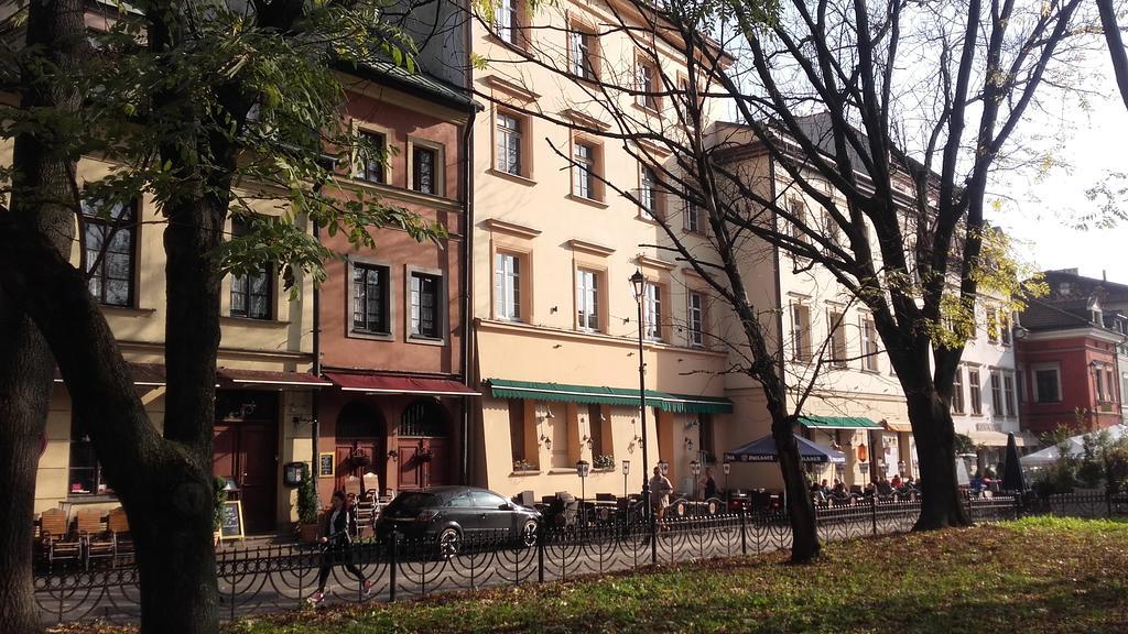 Momotown Privates Bed & Breakfast Krasków Exterior foto