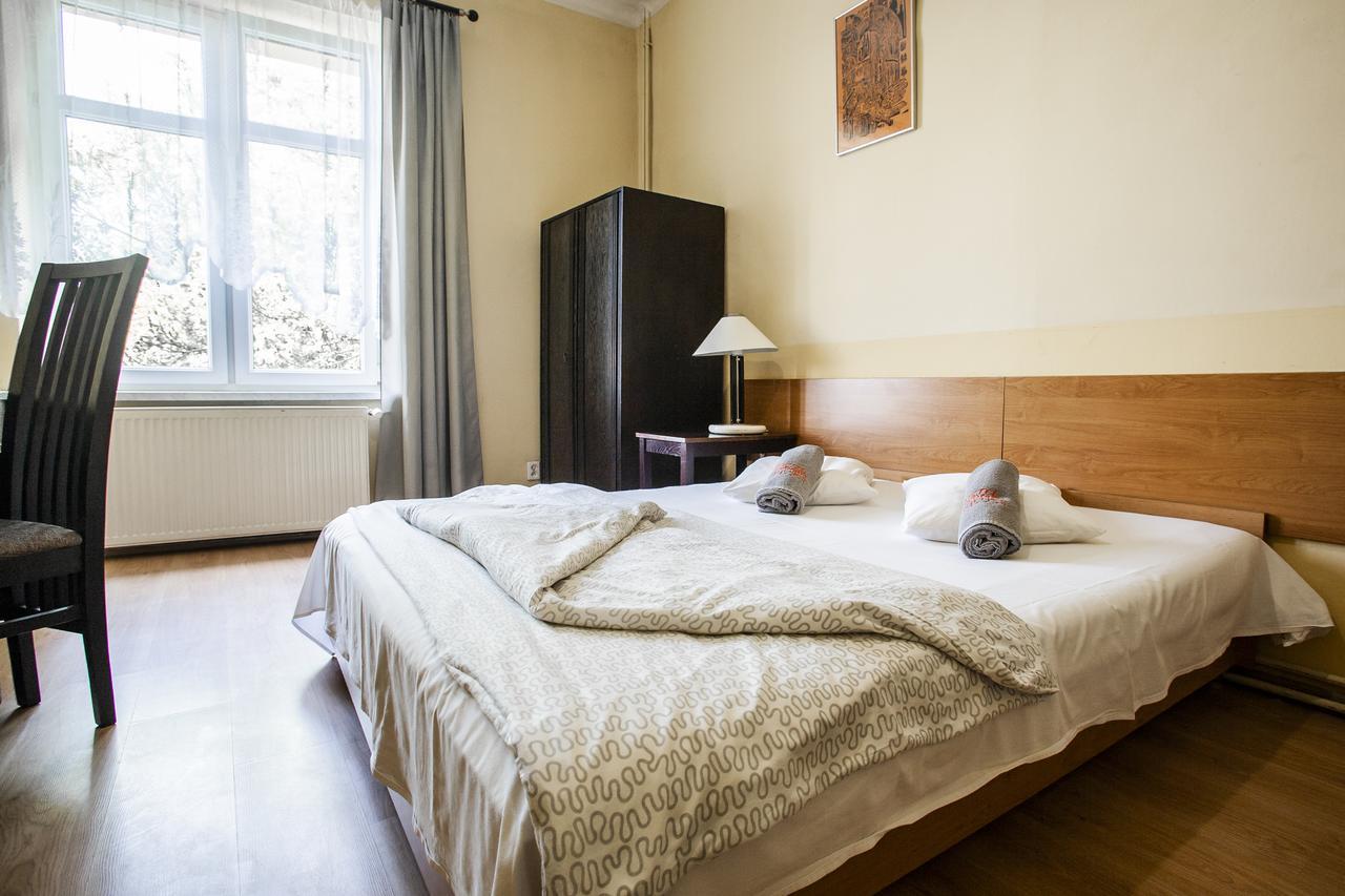 Momotown Privates Bed & Breakfast Krasków Exterior foto
