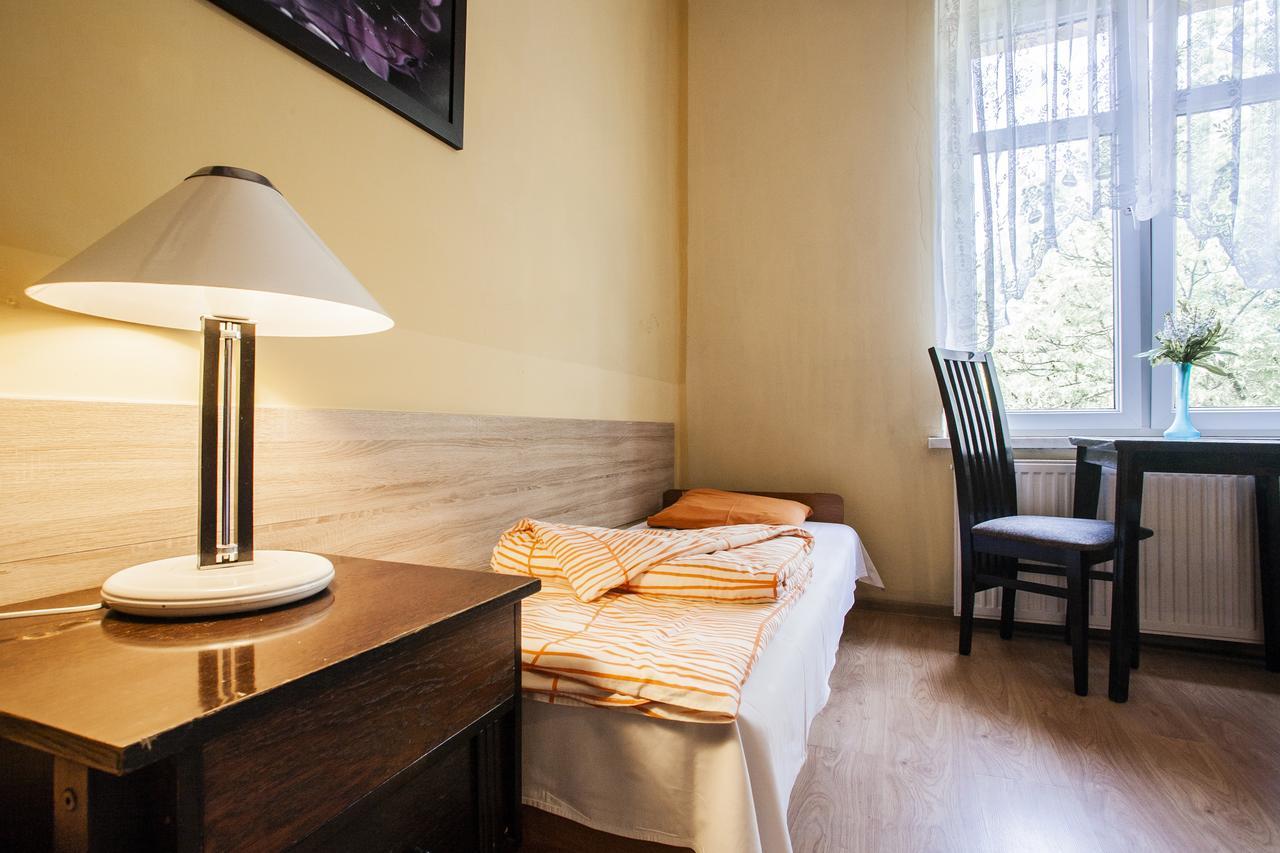 Momotown Privates Bed & Breakfast Krasków Exterior foto